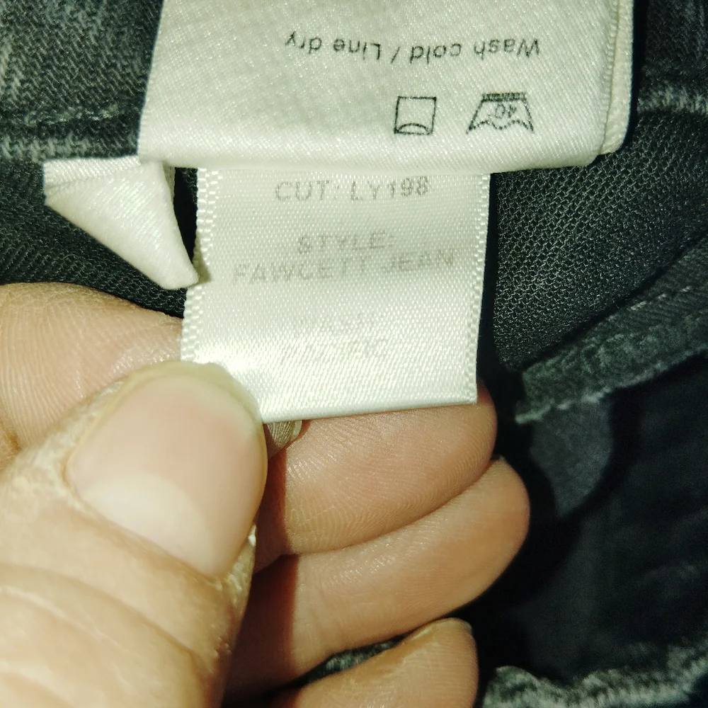 REFORMATION Fawcett Jeans - Monterey Wash 26" - Picture 14 of 14